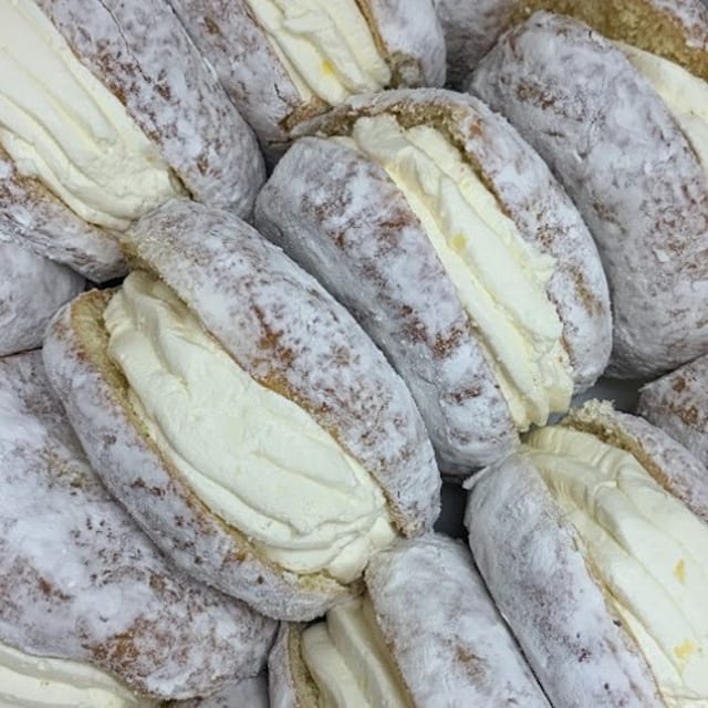 Cream Donut.