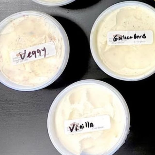 1/2 Lb Flavored CC Spread.